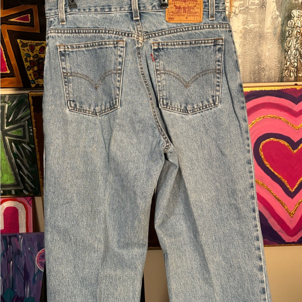 Levi's 550 Classic Blue Straight Leg Women's Jeans - Picture 9 of 11